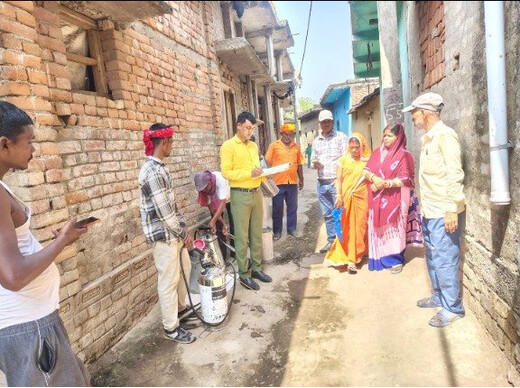 कालाजार रोकथाम के लिए गांव-गांव में छिड़काव और जागरूकता अभियान तेज